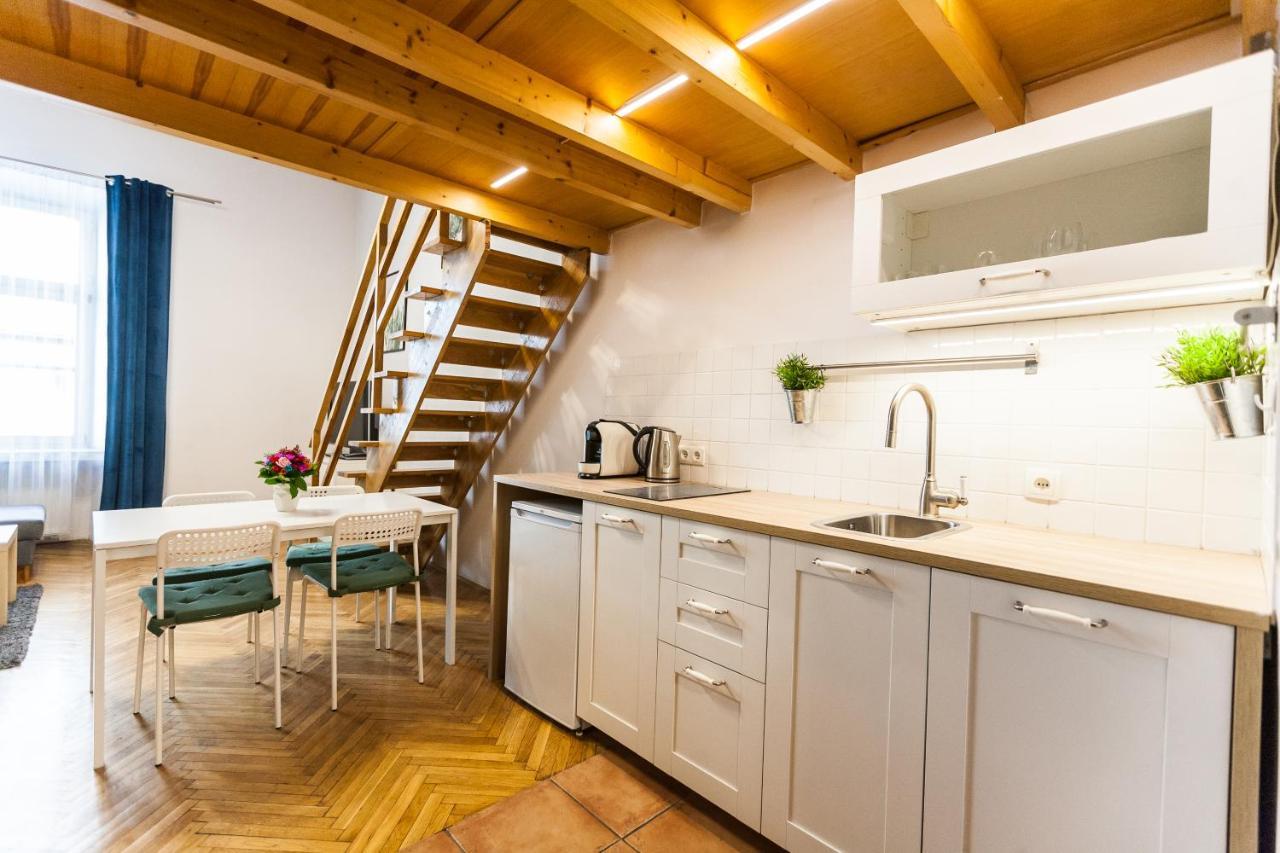 Vintage Szpitalna Apartment Krakow Ngoại thất bức ảnh