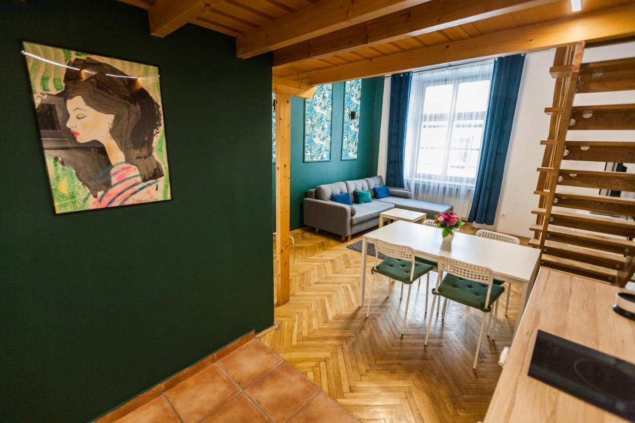 Vintage Szpitalna Apartment Krakow Ngoại thất bức ảnh